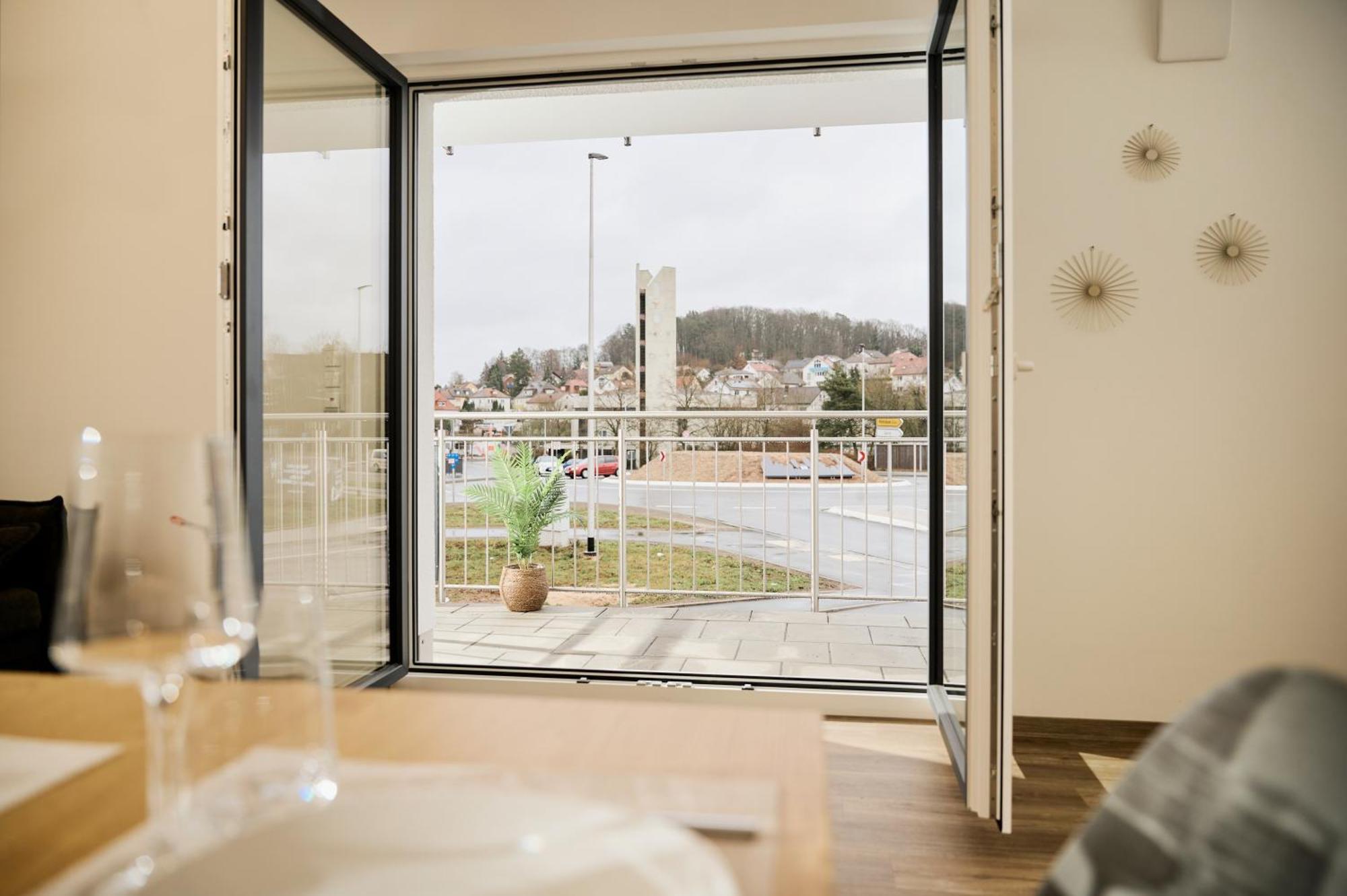 Moderne Apartments Mit Highspeed-Wlan Und Gratis-Tiefgarage Ihr Perfekter Rueckzugsort Nahe Dem Zentrum Und Der Therme I Barrierearm Bad Kissingen Exteriér fotografie