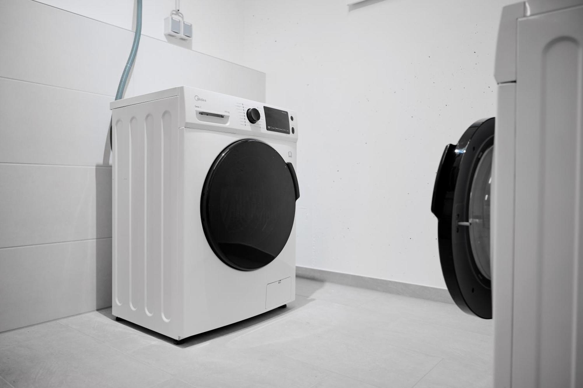 Moderne Apartments Mit Highspeed-Wlan Und Gratis-Tiefgarage Ihr Perfekter Rueckzugsort Nahe Dem Zentrum Und Der Therme I Barrierearm Bad Kissingen Exteriér fotografie